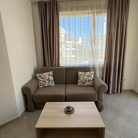 Horizon 19 'a' Apartment